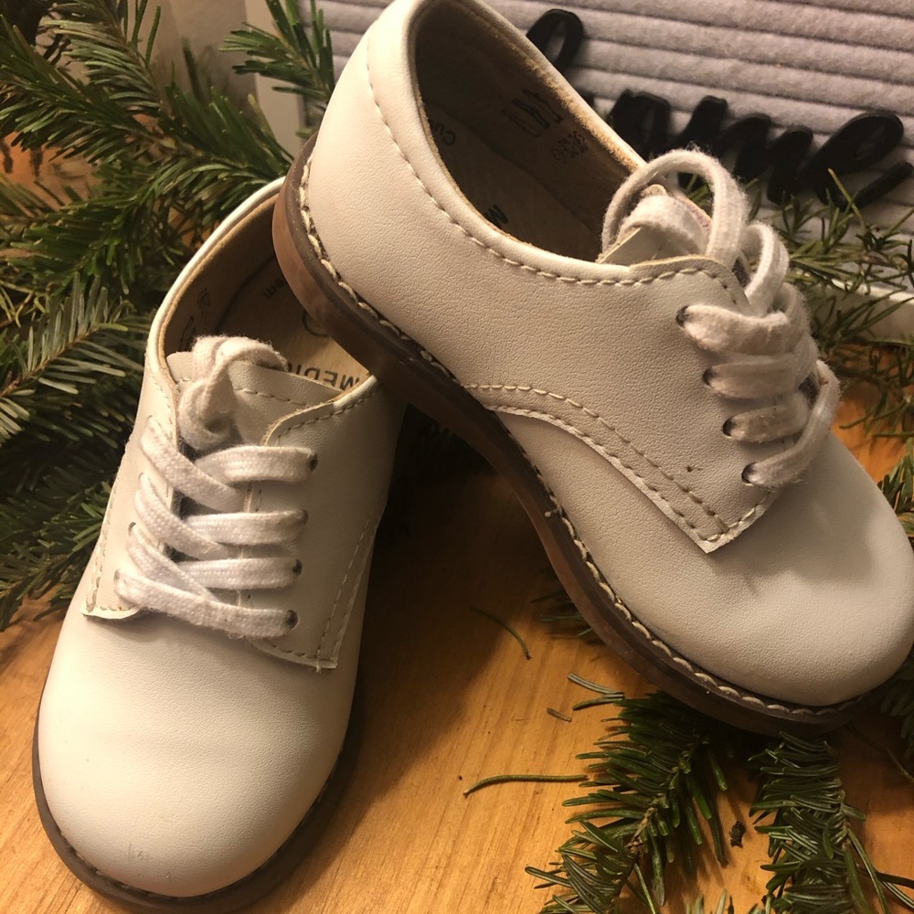 Footmates (Cheer) White Toddler Dress Shoe